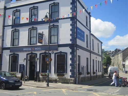 Bridge On Wool Hotel Wadebridge Esterno foto