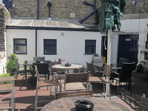 Bridge On Wool Hotel Wadebridge Esterno foto
